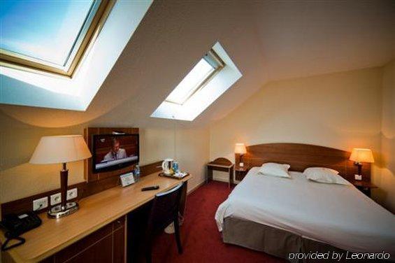 Hotel ibis Styles Clermont-Ferrand Aéroport Camera foto
