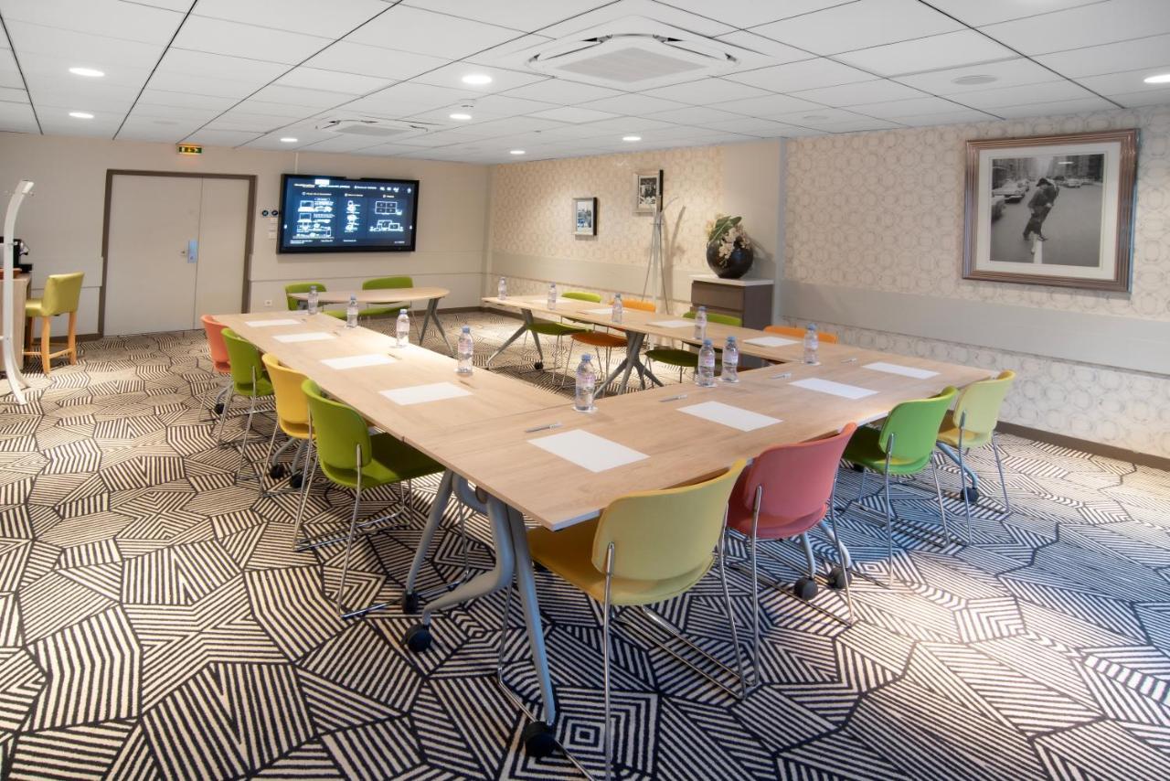 Hotel ibis Styles Clermont-Ferrand Aéroport Esterno foto